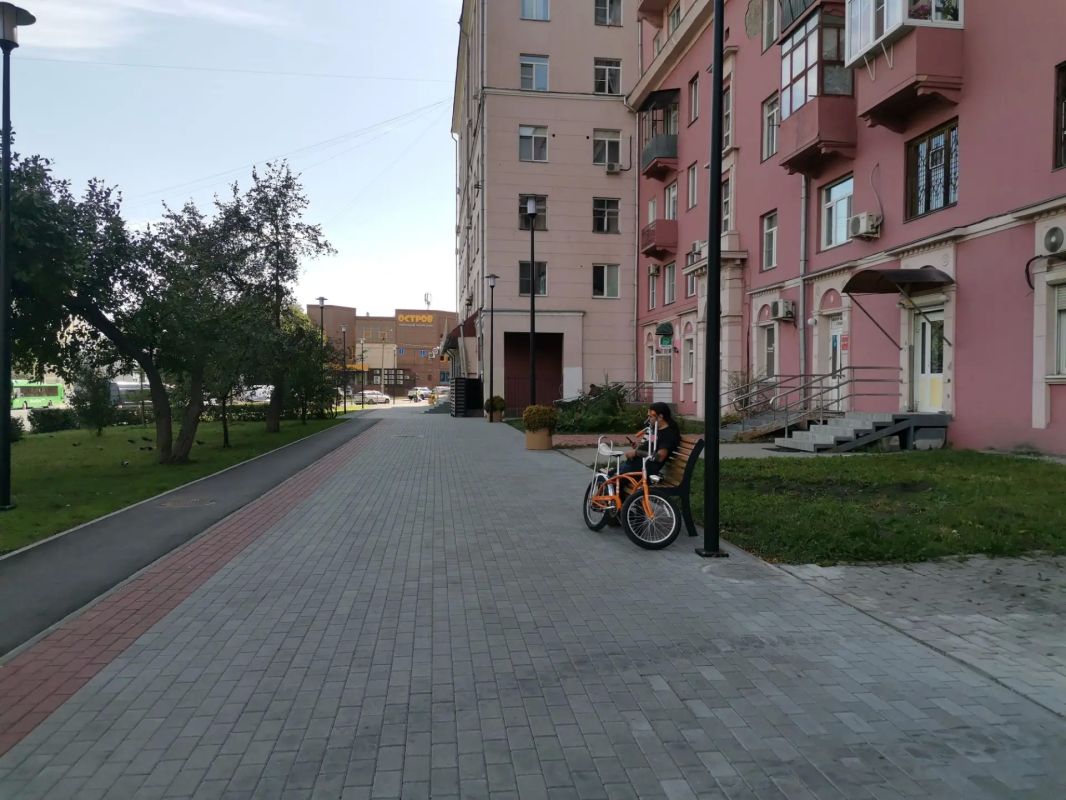 Важно, чтобы путь до центра был красивый и удобным Важно, чтобы путь до центра был красивый и удобным