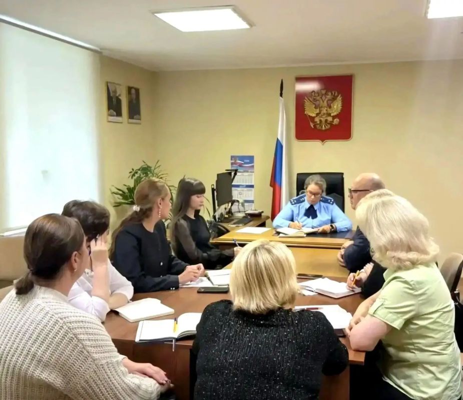 В прокуратуре Ленинского района города Челябинска состоялось совещание межведомственной рабочей группы по вопросам социализации и реабилитации участников специальной военной операции В прокуратуре Ленинского района города Челябинска состоялось совещание межведомственной рабочей группы по вопросам социализации и реабилитации участников специальной военной операции