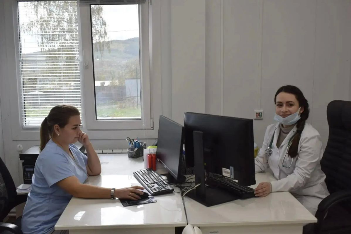 В Саткинском округе открылись две современные поликлиники В Саткинском округе открылись две современные поликлиники