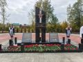 В Старокамышинске торжественно открыли мемориал героям-защитникам Отечества