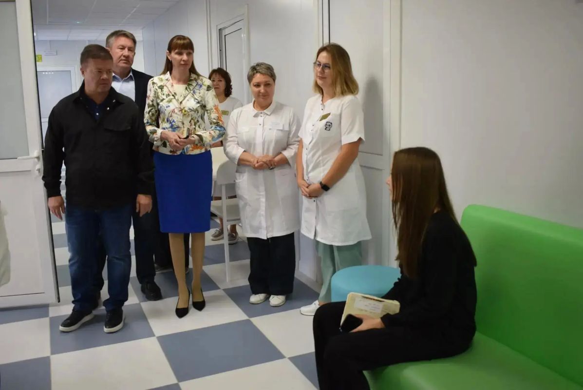 В Саткинском округе открылись две современные поликлиники В Саткинском округе открылись две современные поликлиники
