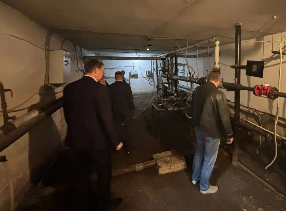 Заместитель начальника Главного управления Госжилинспекции Иван Стадник 9 сентября принял участие в противоаварийной тренировке, которая прошла в Челябинске Заместитель начальника Главного управления Госжилинспекции Иван Стадник 9 сентября принял участие в противоаварийной тренировке, которая прошла в Челябинске