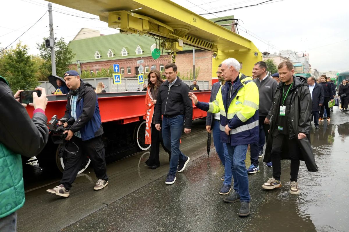 В День города в Челябинске прошел «ЧелТранспортФест» В День города в Челябинске прошел «ЧелТранспортФест»