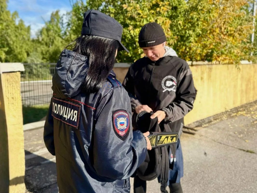 Магнитогорские полицейские обеспечили охрану общественного порядка при проведении 60-го полумарафона «Азия-Европа» Магнитогорские полицейские обеспечили охрану общественного порядка при проведении 60-го полумарафона «Азия-Европа»
