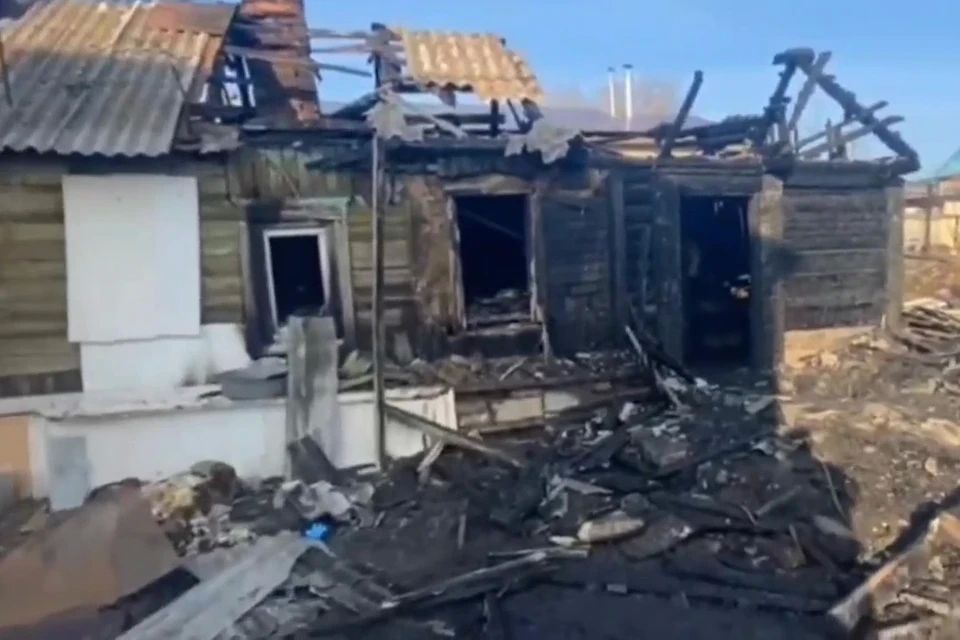 Пламя мести: в Челябинской области женщина из ревности подожгла дом с людьми Пламя мести: в Челябинской области женщина из ревности подожгла дом с людьми