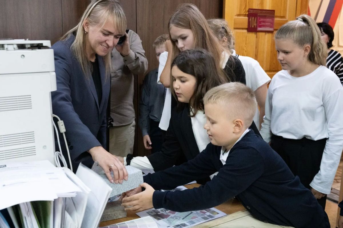В Кыштыме провели Единый профориентационный час для детей сотрудников администрации В Кыштыме провели Единый профориентационный час для детей сотрудников администрации