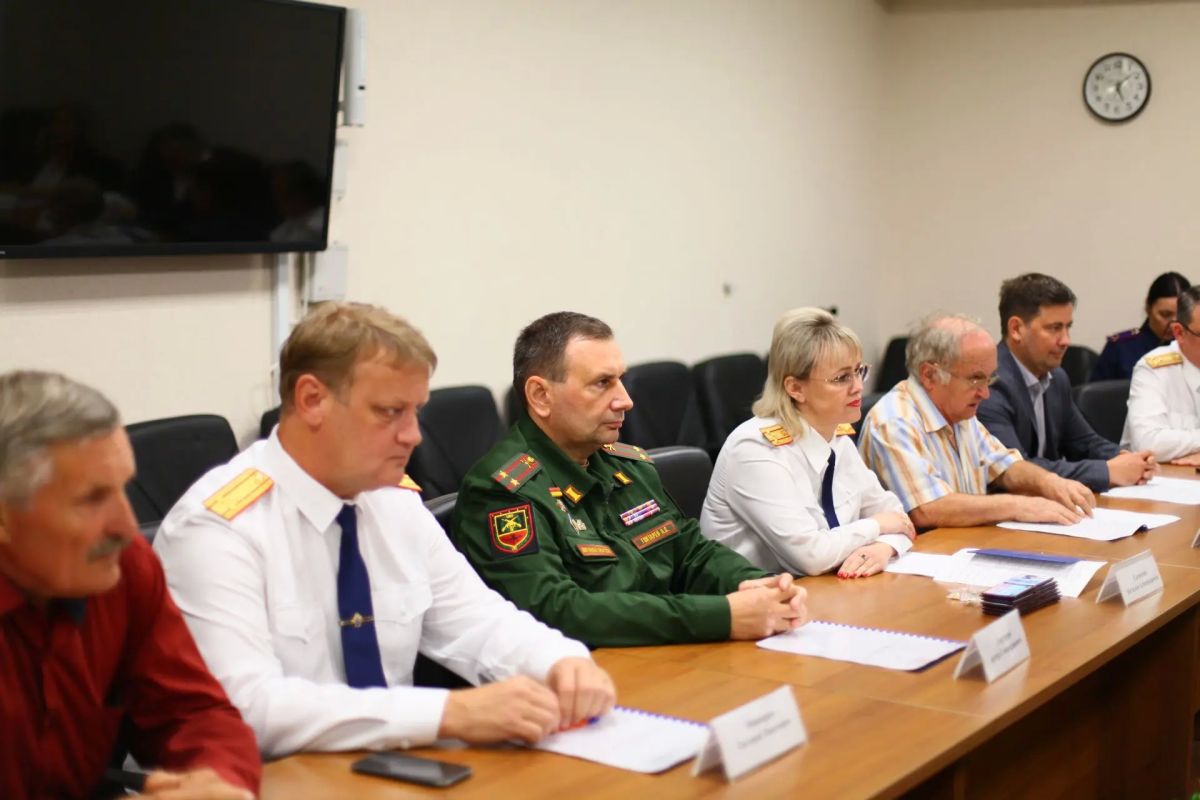 В следственном управлении состоялось очередное заседание Региональной общественной организации «Ветераны следствия Челябинской области» В следственном управлении состоялось очередное заседание Региональной общественной организации «Ветераны следствия Челябинской области»