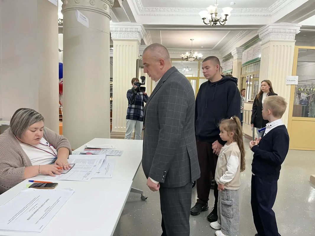 В Копейске продолжается голосование на выборах в Государственную думу В Копейске продолжается голосование на выборах в Государственную думу