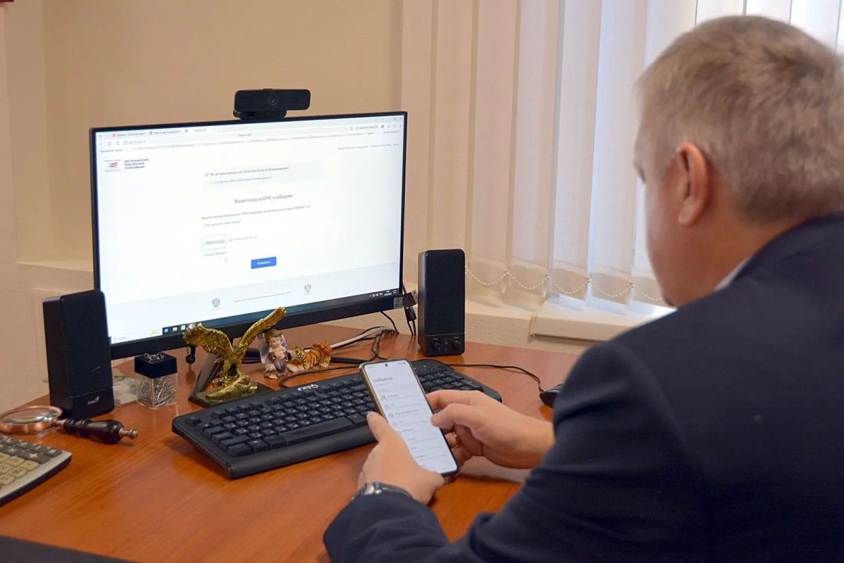 Алексей Кобылин проголосовал на выборах и призвал аграриев Южного Урала сделать свой выбор Алексей Кобылин проголосовал на выборах и призвал аграриев Южного Урала сделать свой выбор