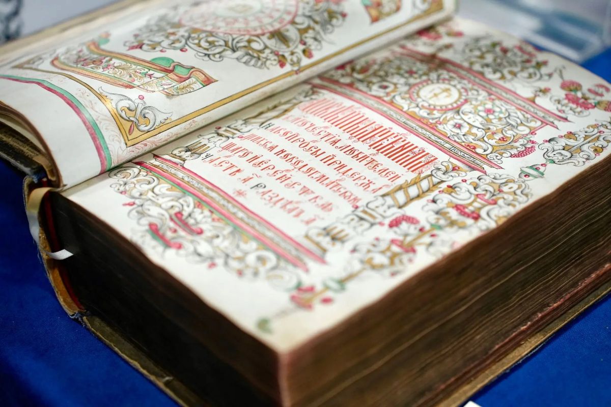 Книжный фестиваль в Челябинске собрал читателей Книжный фестиваль в Челябинске собрал читателей