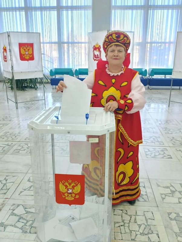 ПРАЗДНИК НА УЧАСТКАХ: ГОЛОСОВАНИЕ В РИТМЕ НАРОДНЫХ ГУЛЯНИЙ ПРАЗДНИК НА УЧАСТКАХ: ГОЛОСОВАНИЕ В РИТМЕ НАРОДНЫХ ГУЛЯНИЙ