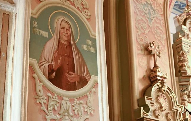 В кафедральный собор Челябинска доставили ковчег с мощами блаженной Матроны Московской В кафедральный собор Челябинска доставили ковчег с мощами блаженной Матроны Московской
