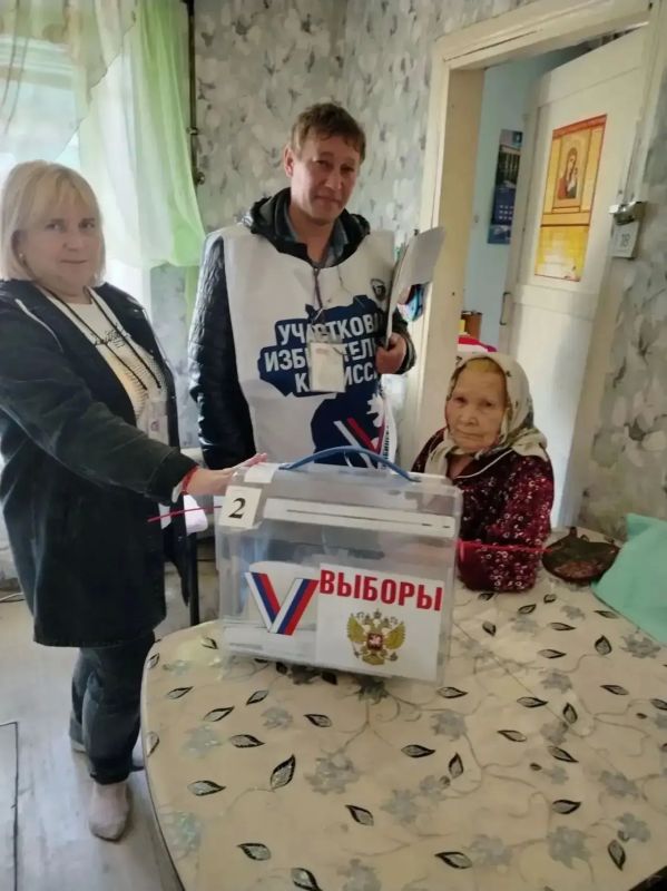 В Копейске стартовал заключительный день голосования в выборах депутатов Государственной Думы В Копейске стартовал заключительный день голосования в выборах депутатов Государственной Думы