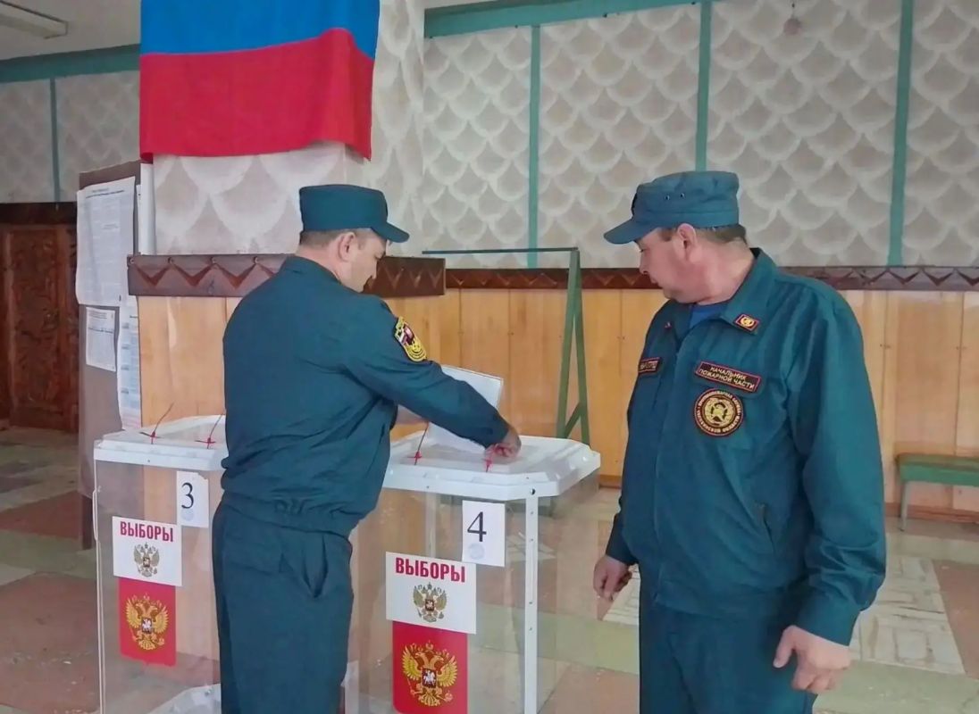 «Спасибо вам» Александр Гриб поблагодарил коллег за участие в выборах «Спасибо вам» Александр Гриб поблагодарил коллег за участие в выборах