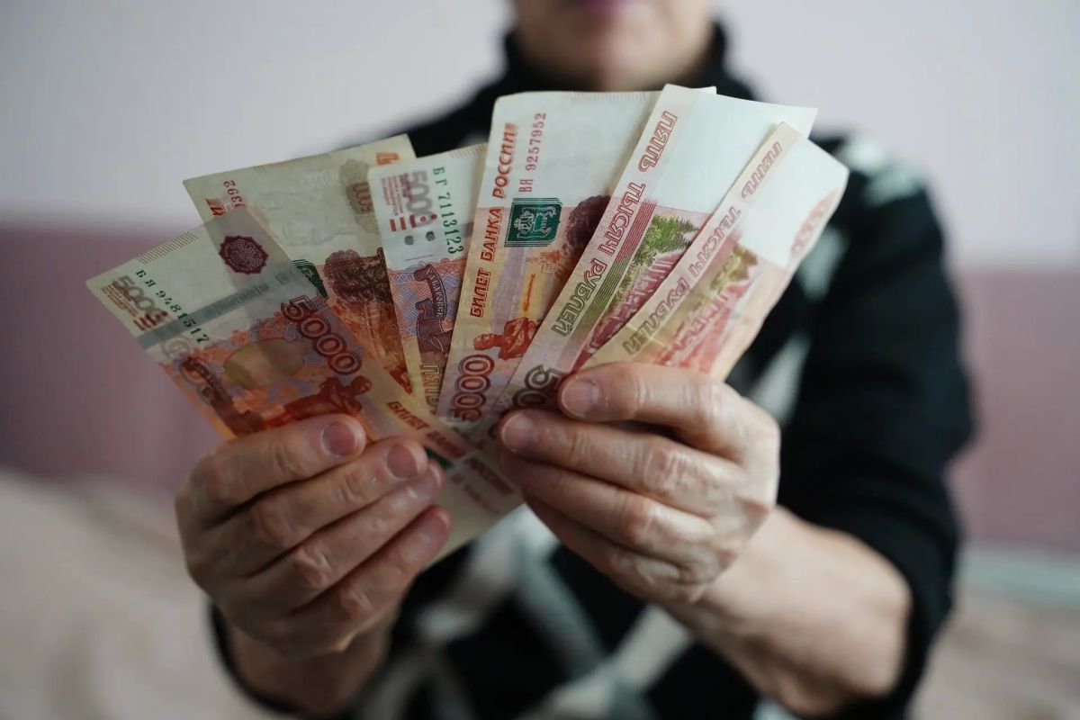 5,4 млн рублей отдала телефонным мошенникам пожилая женщина из Магнитогорска