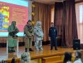 Нескучный урок безопасности для школьников Сима