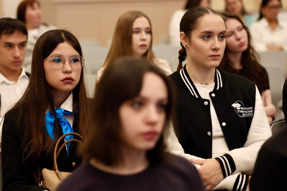 Как распознать дипфейк и не попасться на уловки ИИ? Как распознать дипфейк и не попасться на уловки ИИ?