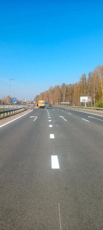Дороги получают свежую разметку Дороги получают свежую разметку
