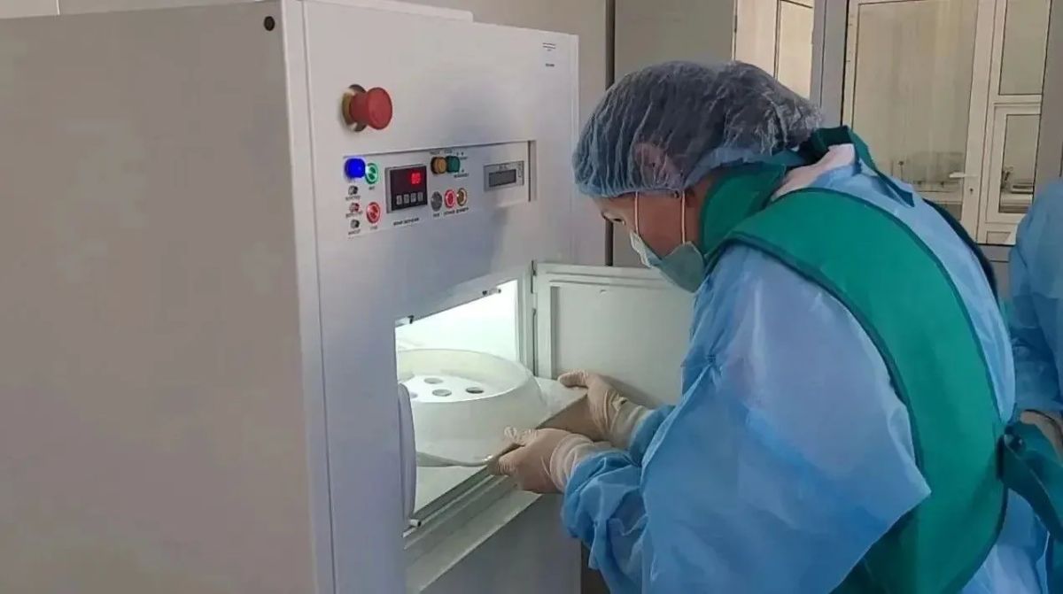 В Челябинской области повысили безопасность донорской крови: заработал аппарат «АРДОК 1» В Челябинской области повысили безопасность донорской крови: заработал аппарат «АРДОК 1»
