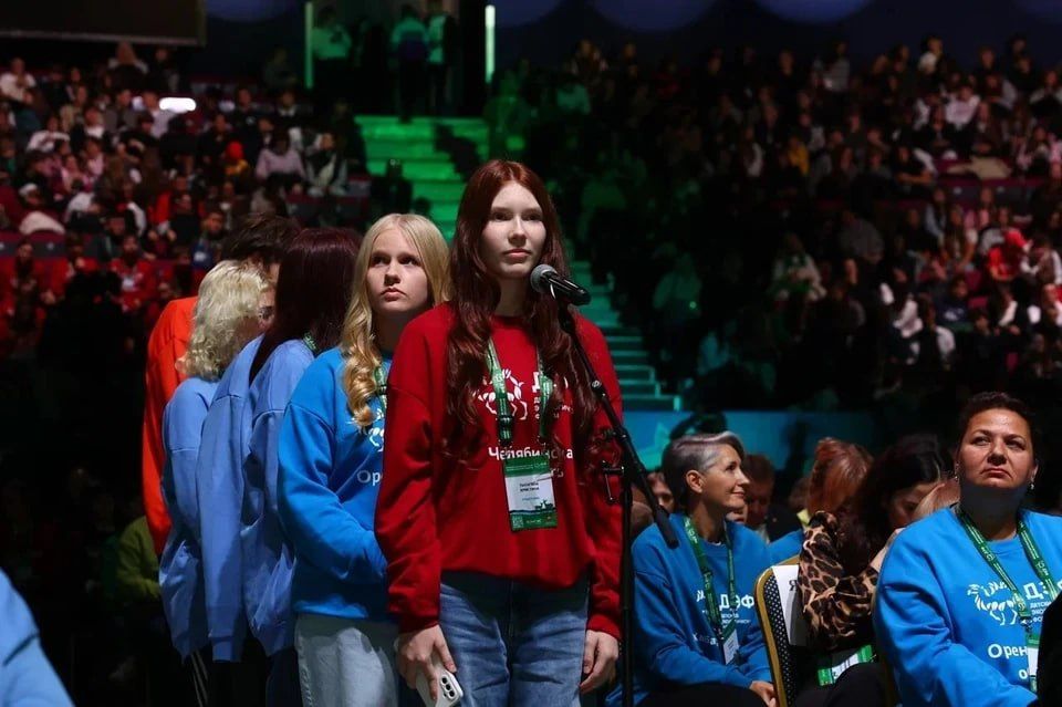 «У нас не было такого слова, но проблема была»: 13-летняя девочка спросила у губернатора Текслера, как избежать выгорания