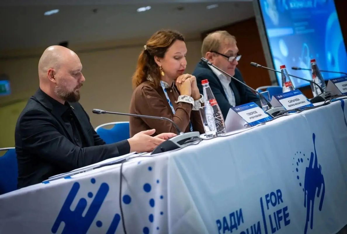 Челябинская делегация приняла участие в IX Международном форуме онкологии и радиотерапии «Ради жизни — For Life» Челябинская делегация приняла участие в IX Международном форуме онкологии и радиотерапии «Ради жизни — For Life»