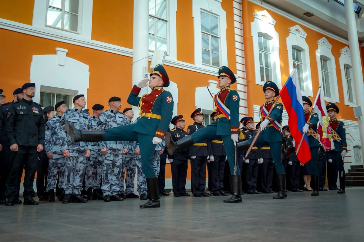 В Санкт-Петербурге отметили 10-летие образования Главного управления Росгвардии по Санкт-Петербургу и Ленинградской области и 60-летие специального моторизованного Измайловского полка Северо-Западного округа Росгвардии В Санкт-Петербурге отметили 10-летие образования Главного управления Росгвардии по Санкт-Петербургу и Ленинградской области и 60-летие специального моторизованного Измайловского полка Северо-Западного округа Росгвардии