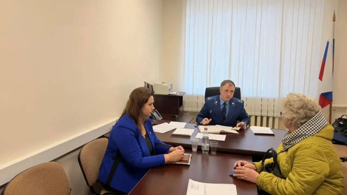 Начальник уголовно-судебного управления прокуратуры области провел личный прием жителей Чесменского муниципального округа Начальник уголовно-судебного управления прокуратуры области провел личный прием жителей Чесменского муниципального округа