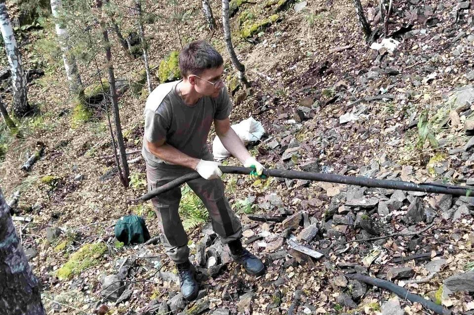 На границе нацпарка в Челябинской области нашли огромную нелегальную свалку