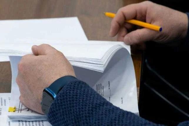 Четверть челябинцев (24%) называет свои отношения с руководством дружескими