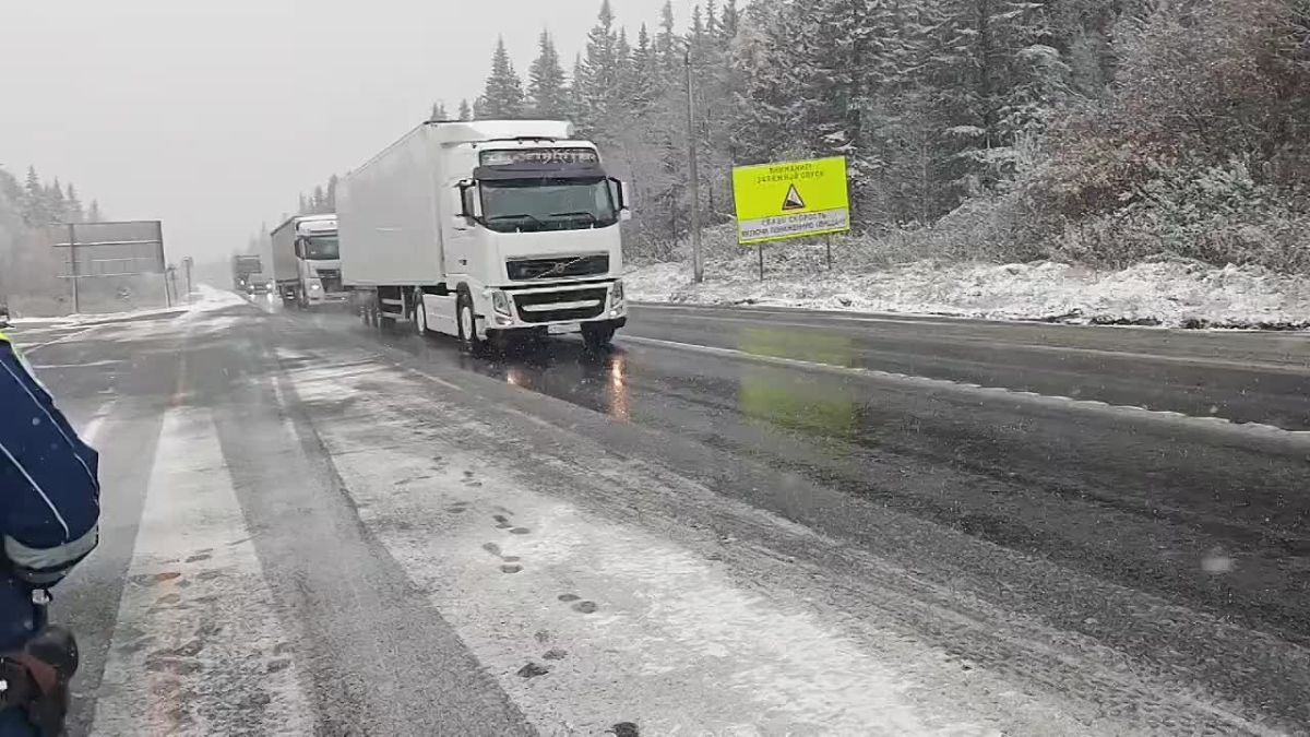 В районе Уреньги уже настоящая зима
