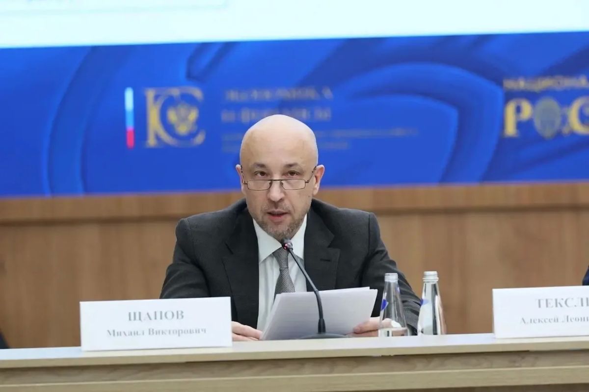 Алексей Текслер провел заседание Комиссии Госсовета РФ по направлению «Экономика и финансы» Алексей Текслер провел заседание Комиссии Госсовета РФ по направлению «Экономика и финансы»
