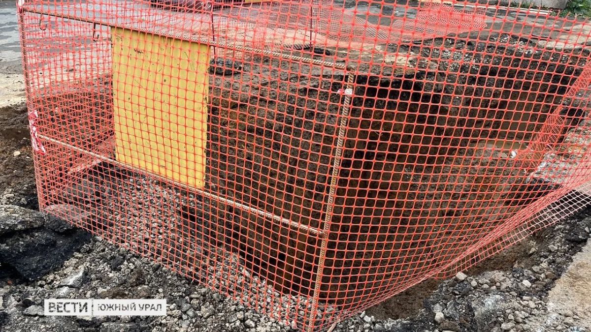 В Тракторозаводском районе Челябинска вторые сутки нет воды В Тракторозаводском районе Челябинска вторые сутки нет воды