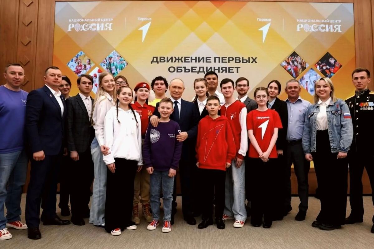 Сегодня день рождения у Президента Российской Федерации Владимира Владимировича Путина! Сегодня день рождения у Президента Российской Федерации Владимира Владимировича Путина!