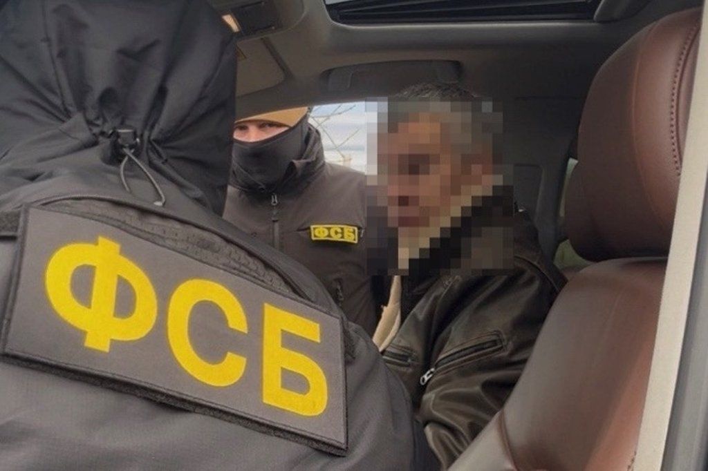 Обманывали преступников и обещали помочь военному: ОПГ адвокатов «заработала» почти 10 млн, пока их не накрыла ФСБ