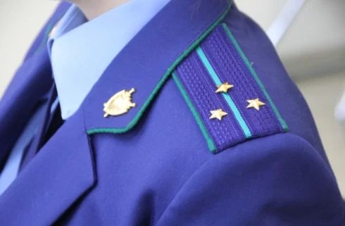 В Зауралье сотрудникам больницы вернули удержанные из зарплаты деньги