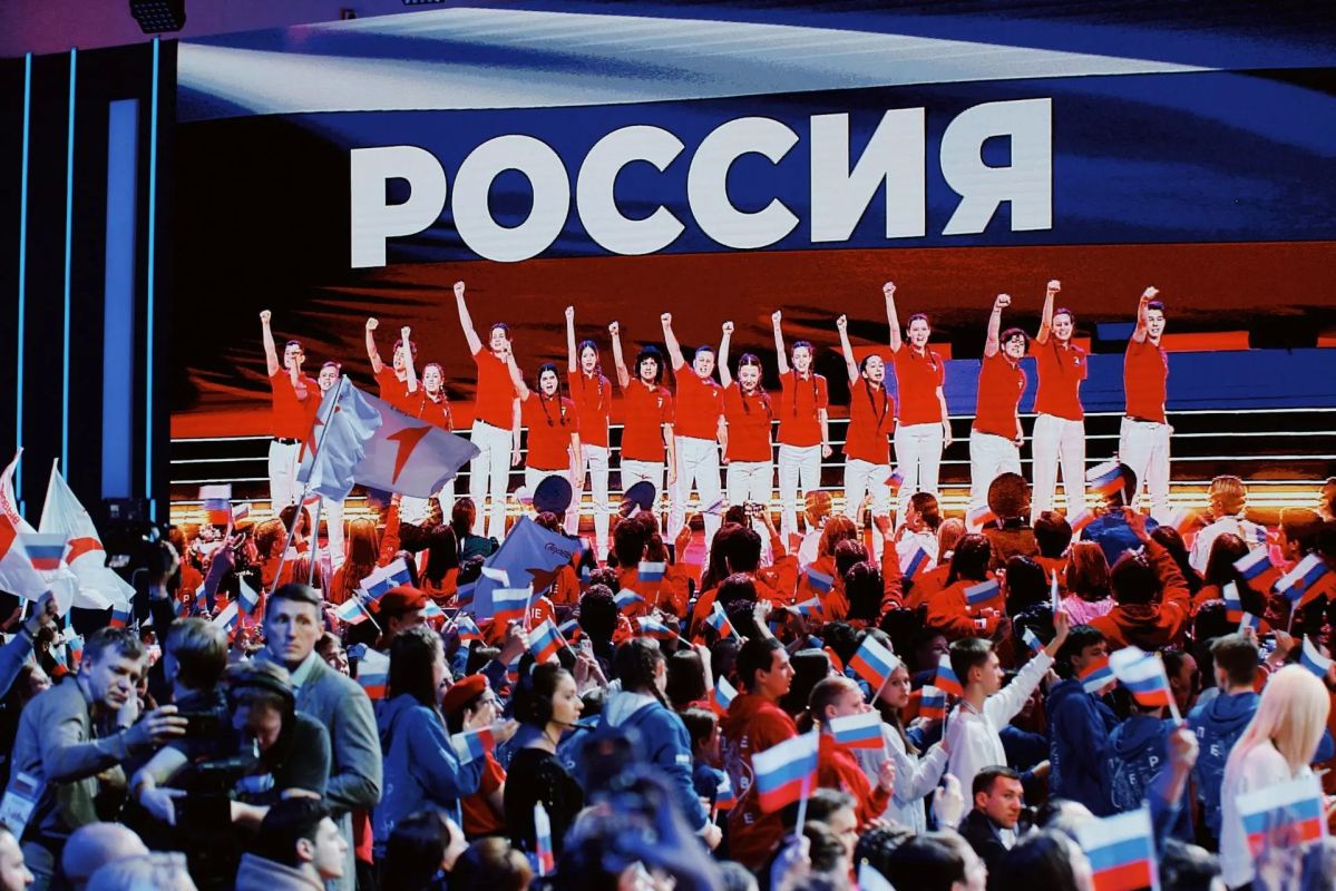 Сегодня день рождения у Президента Российской Федерации Владимира Владимировича Путина! Сегодня день рождения у Президента Российской Федерации Владимира Владимировича Путина!