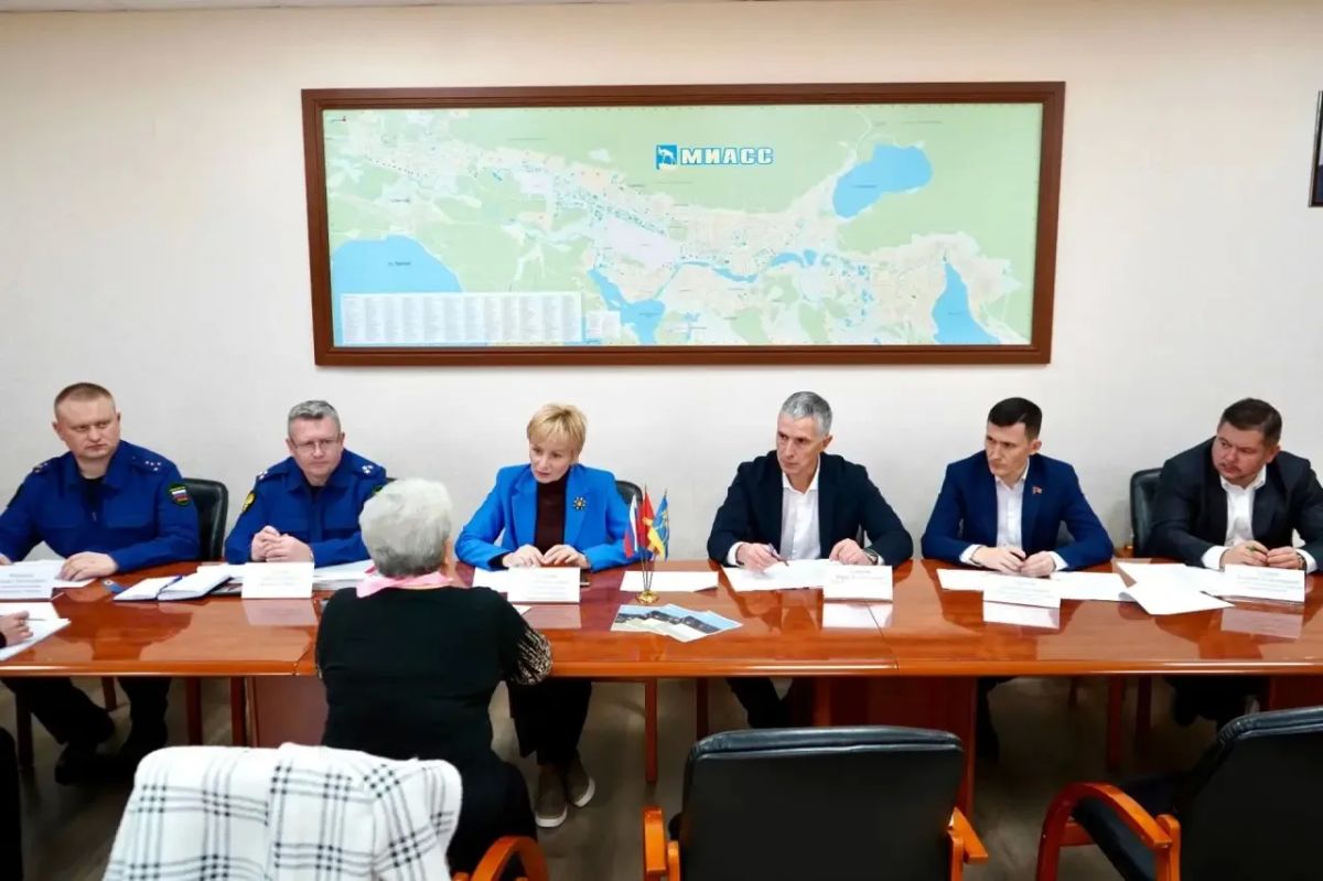 Прокурор Миасса с Уполномоченным по правам человека в Челябинской области провел личный прием жителей Миасского городского округа