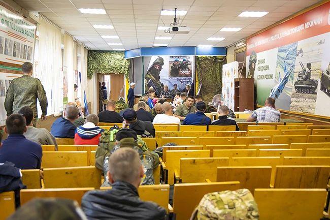 В Челябинской области действует более ста федеральных и региональных льгот для бойцов СВО и их семей