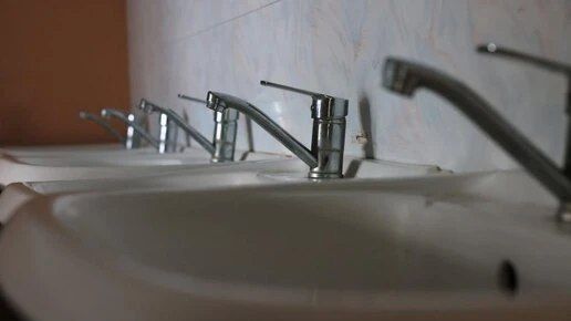 Университетский кампус и 217 жилых домов на сутки отключат от воды в Челябинске