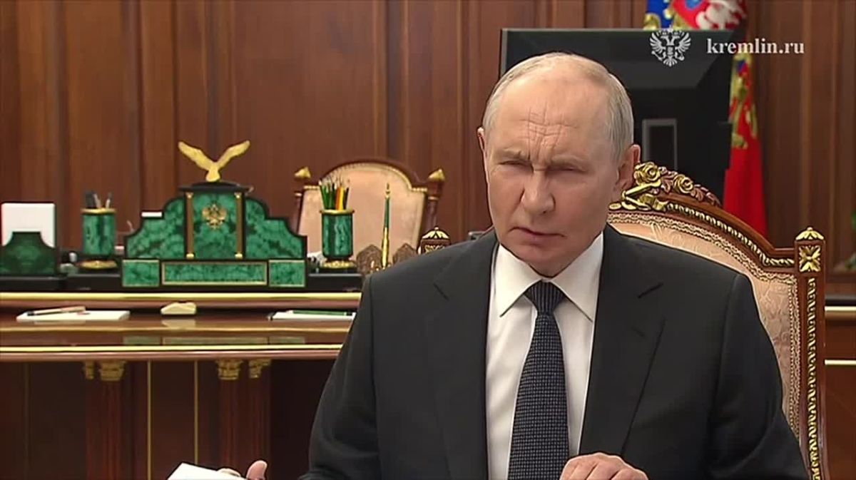 Владимиру Путину рассказали о беспилотных грузовиках, которые уже ездят в Челябинск