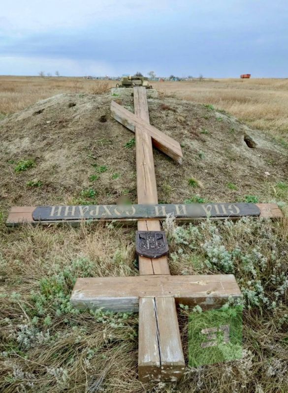 В Октябрьском округе неизвестные спилили поклонные кресты В Октябрьском округе неизвестные спилили поклонные кресты