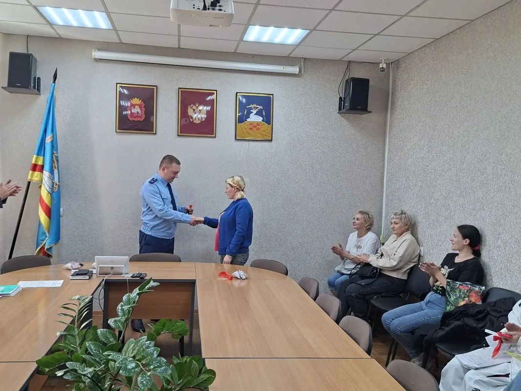 В Увельском округе 11 семей получили ключи от новых квартир В Увельском округе 11 семей получили ключи от новых квартир