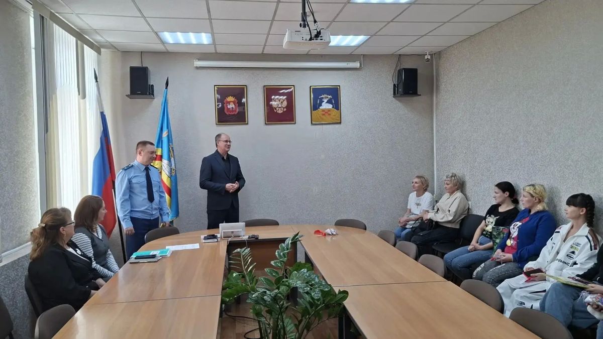 В Увельском округе 11 семей получили ключи от новых квартир В Увельском округе 11 семей получили ключи от новых квартир