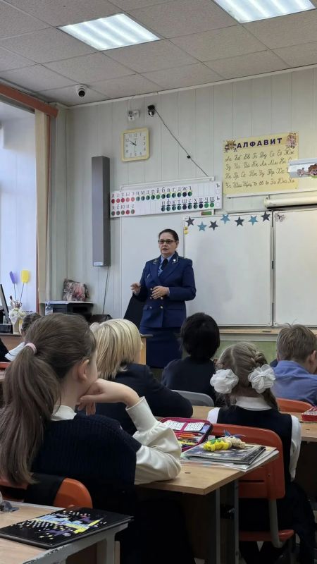 Челябинская природоохранная прокуратура встретилась с учениками школы № 121 Челябинска