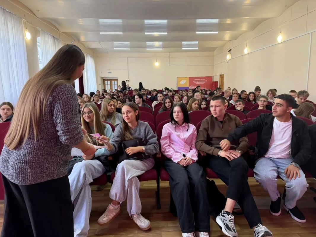 Полиция Челябинской области проводит масштабную акцию «День против мошенников»: профилактика охватила разные категории граждан по всему региону Полиция Челябинской области проводит масштабную акцию «День против мошенников»: профилактика охватила разные категории граждан по всему региону