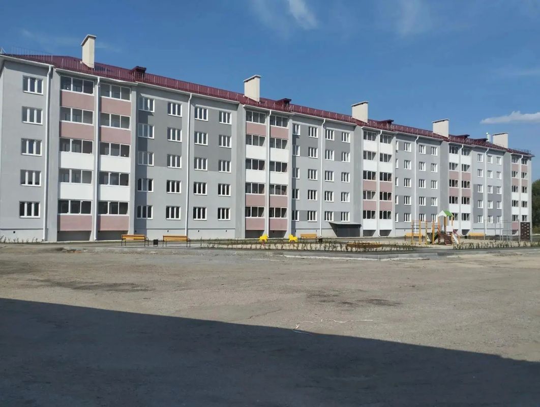 В Увельском округе 11 семей получили ключи от новых квартир В Увельском округе 11 семей получили ключи от новых квартир
