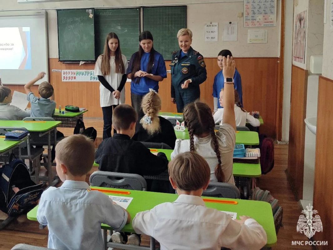 Месячник гражданской обороны: знания, которые спасают! Месячник гражданской обороны: знания, которые спасают!