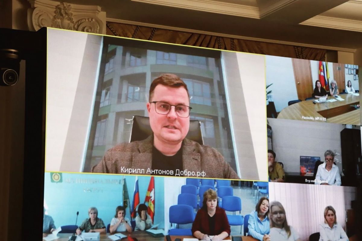 В Челябинской области подвели предварительные итоги развития добровольчества за 2026 год В Челябинской области подвели предварительные итоги развития добровольчества за 2026 год