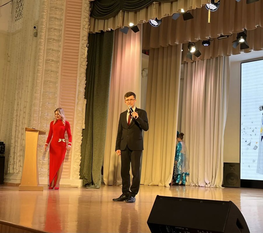В Копейске стартовал конкурс-фестиваль «Стильные люди» В Копейске стартовал конкурс-фестиваль «Стильные люди»