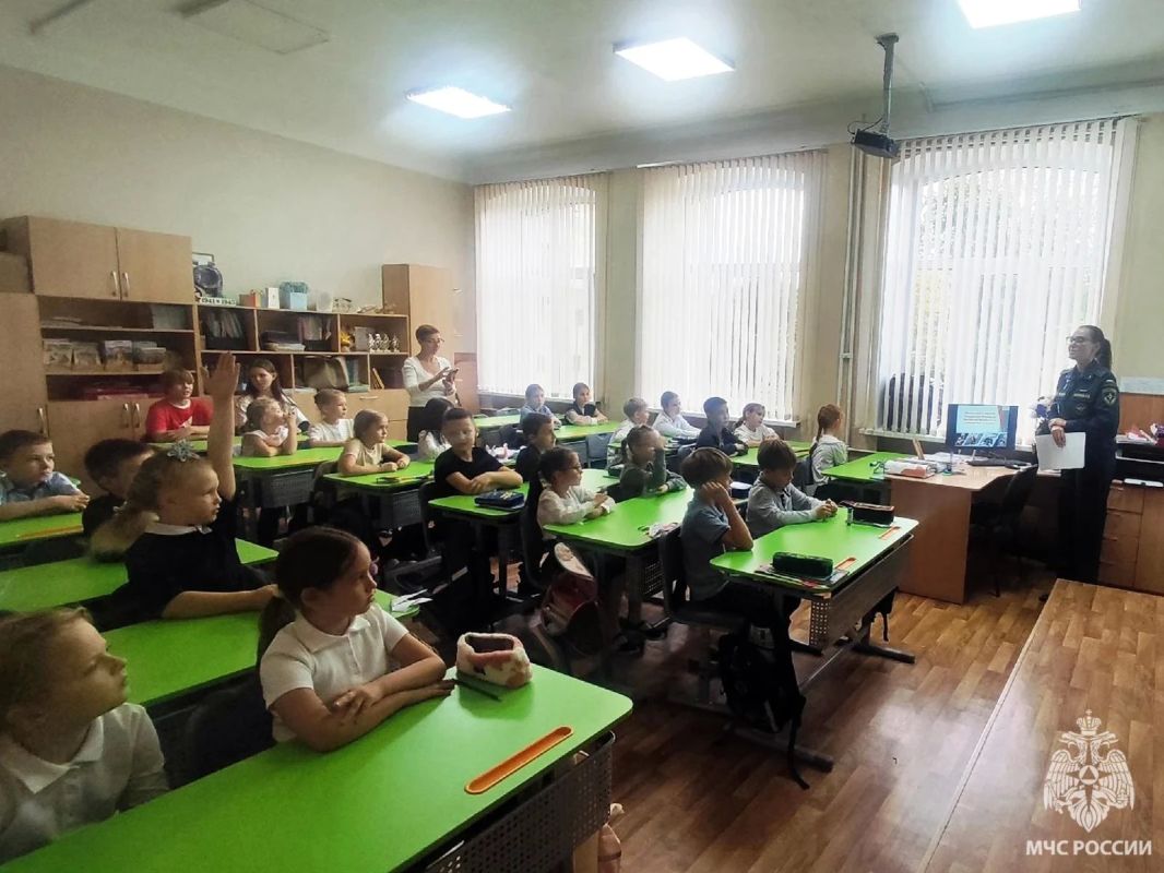 Месячник гражданской обороны: знания, которые спасают! Месячник гражданской обороны: знания, которые спасают!